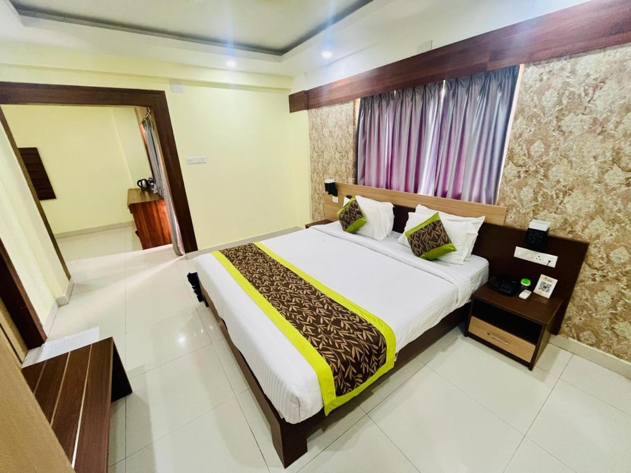 Hotel Four Waves Puri Kültér fotó